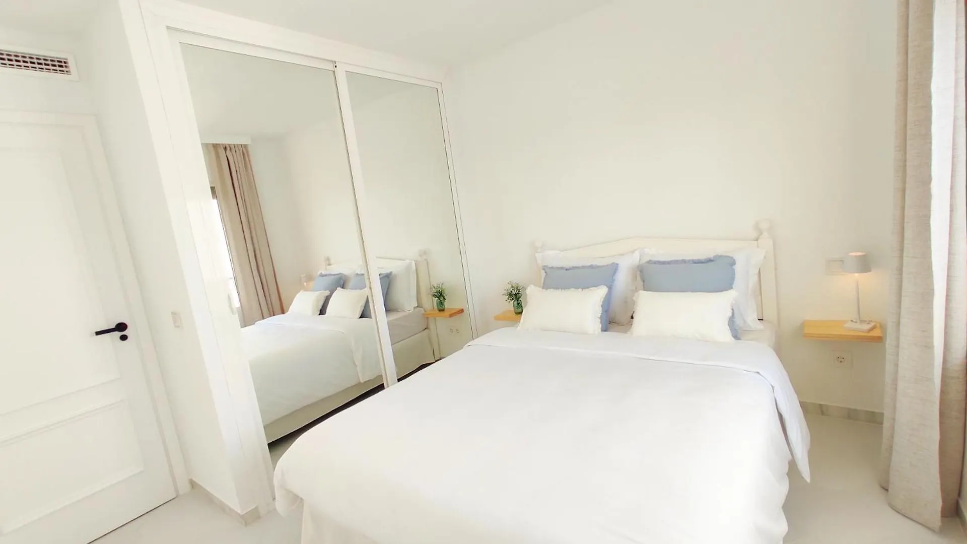 Luxury Renovated Penthouse Miraflores, La Cala De Mijas 0*,  Spain